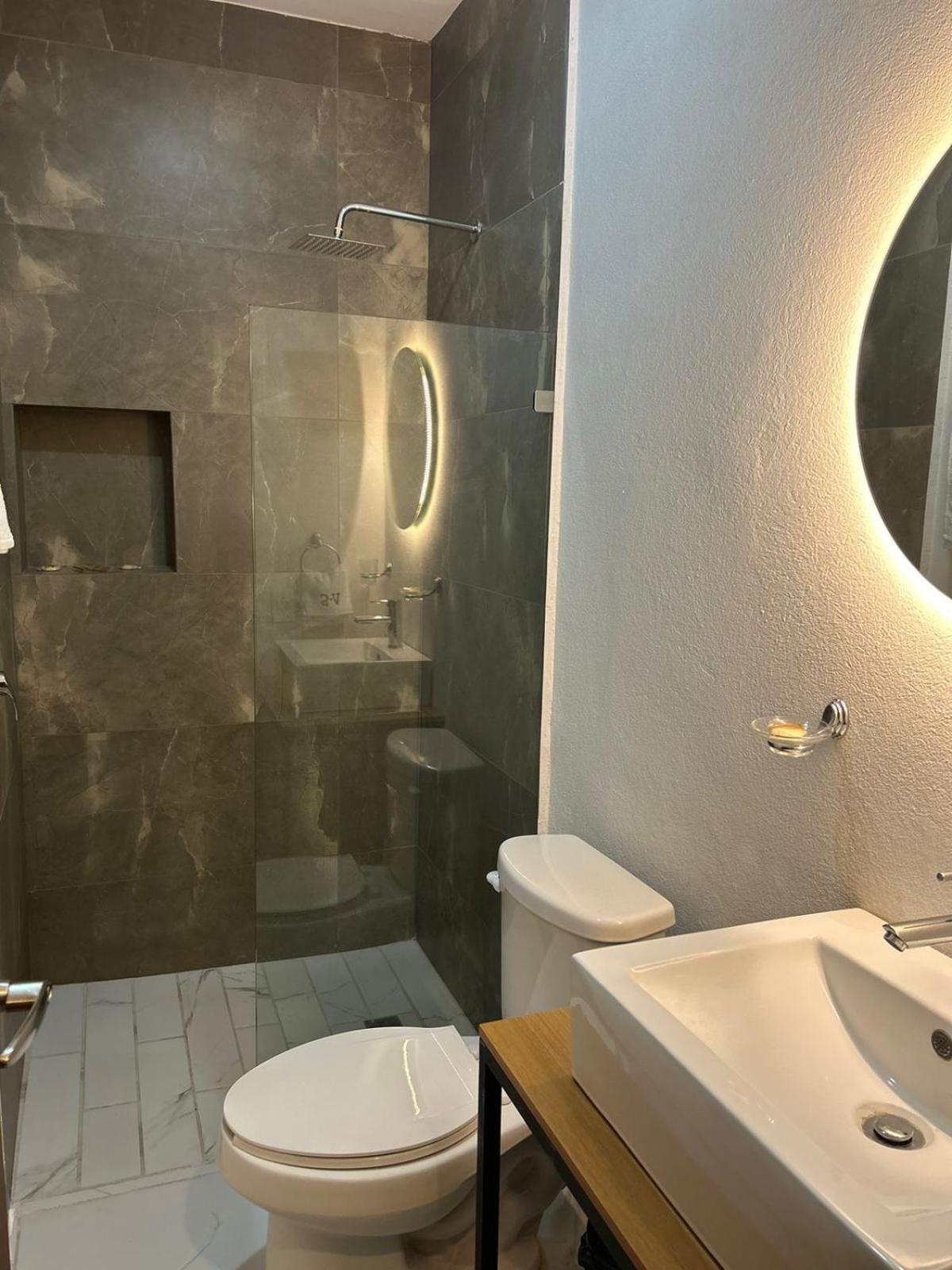 Vidrio Suites Col Americana Guadalajara Eksteriør bilde